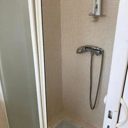 Maisonnette Avec Terrasse Privative *