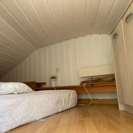 Maisonnette Avec Terrasse Privative Daire *